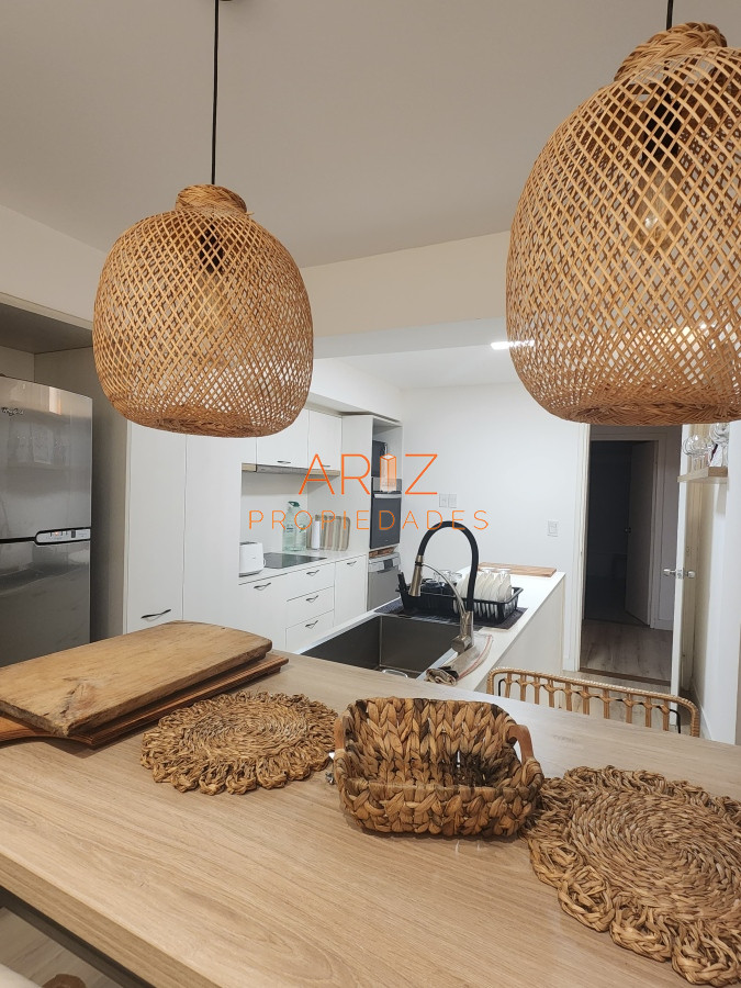 Casa ID.2060 - Casa en Alquiler verano temporada de 4 dormitorios en Playa Mansa , Punta del este , Maldonado 