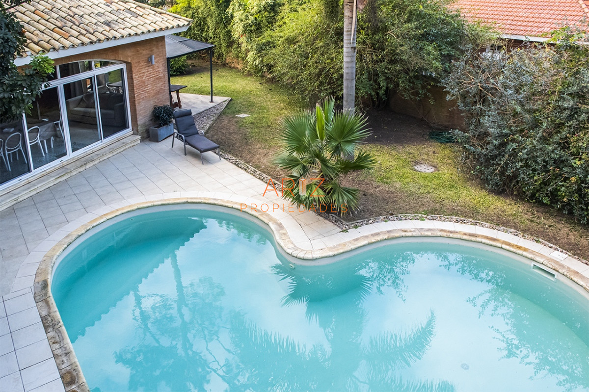 Casa ID.2054 - Casa en Venta de 4 dormitorios en San Rafael , Punta del este 