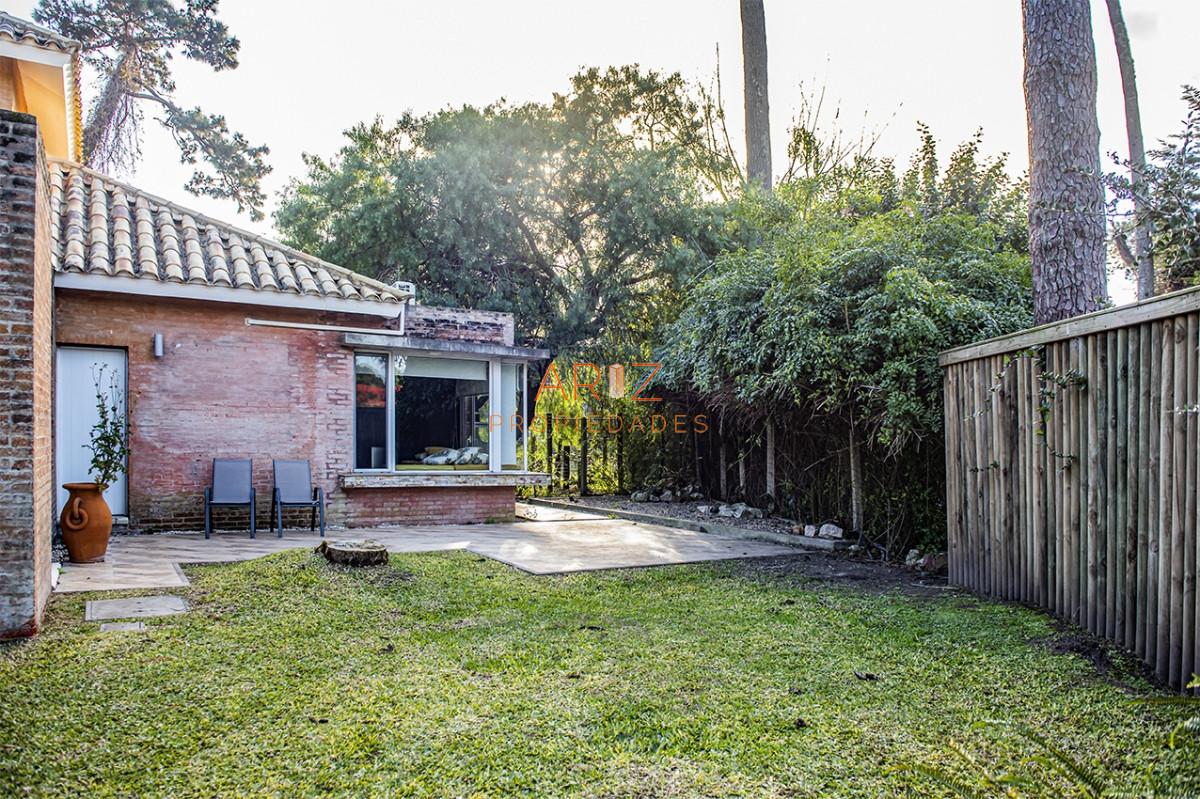 Casa ID.2054 - Casa en Venta de 4 dormitorios en San Rafael , Punta del este 