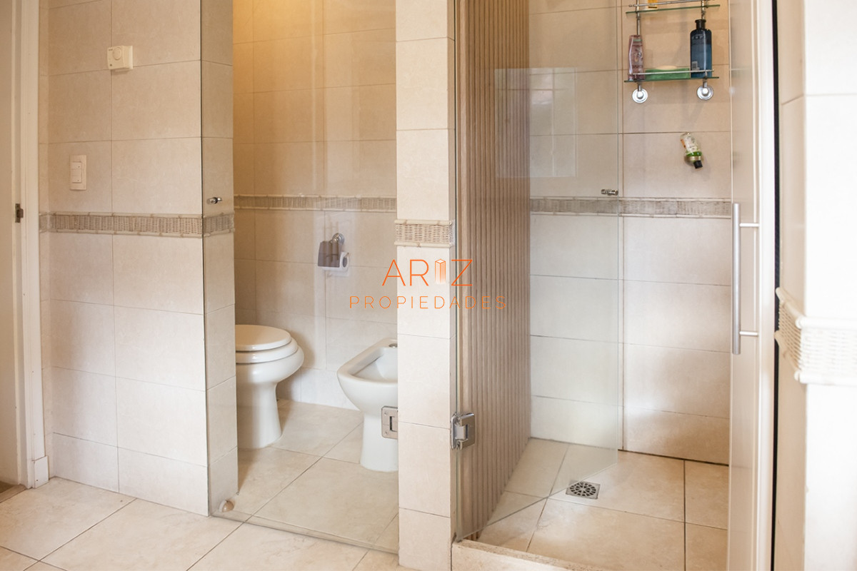 Casa ID.2054 - Casa en Venta de 4 dormitorios en San Rafael , Punta del este 
