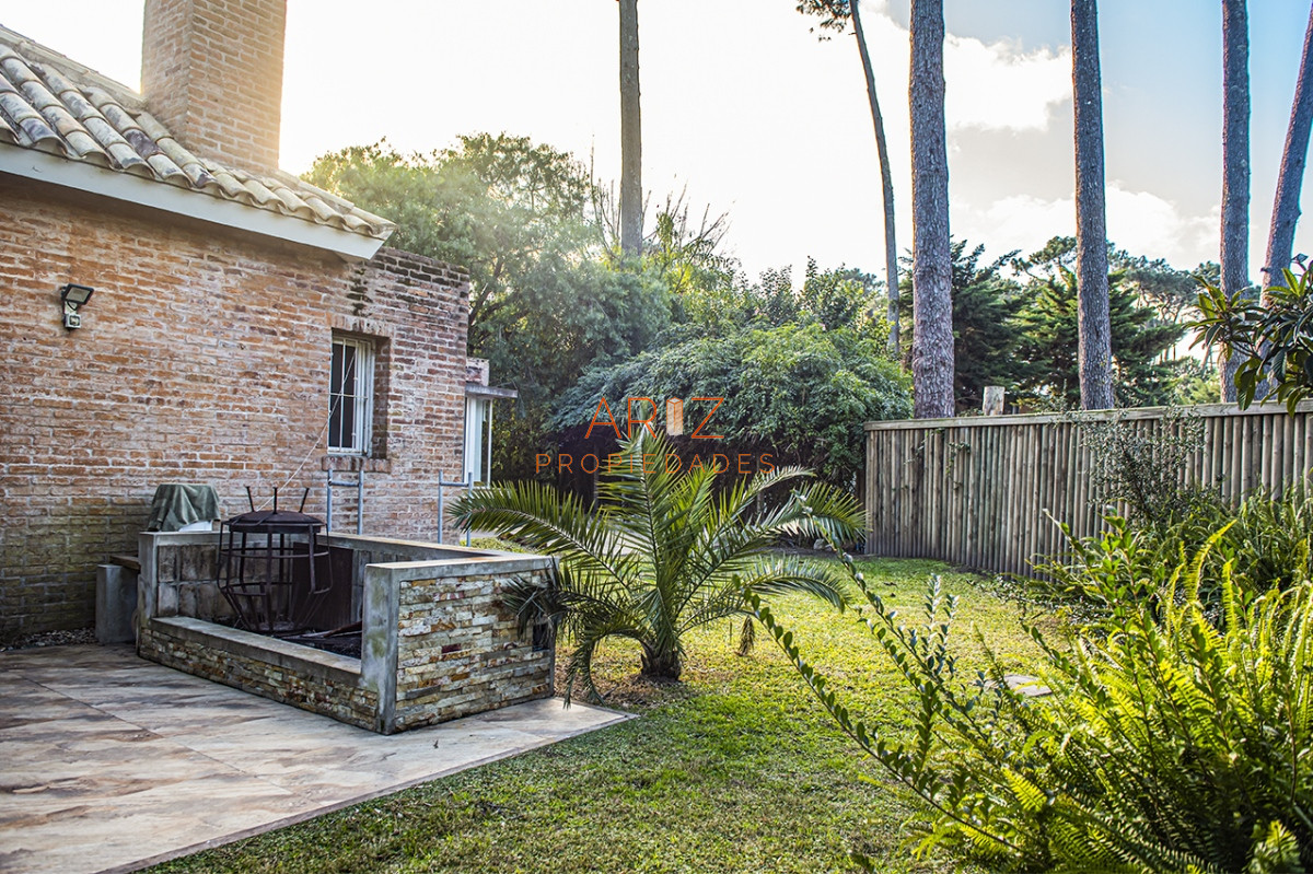 Casa ID.2054 - Casa en Venta de 4 dormitorios en San Rafael , Punta del este 