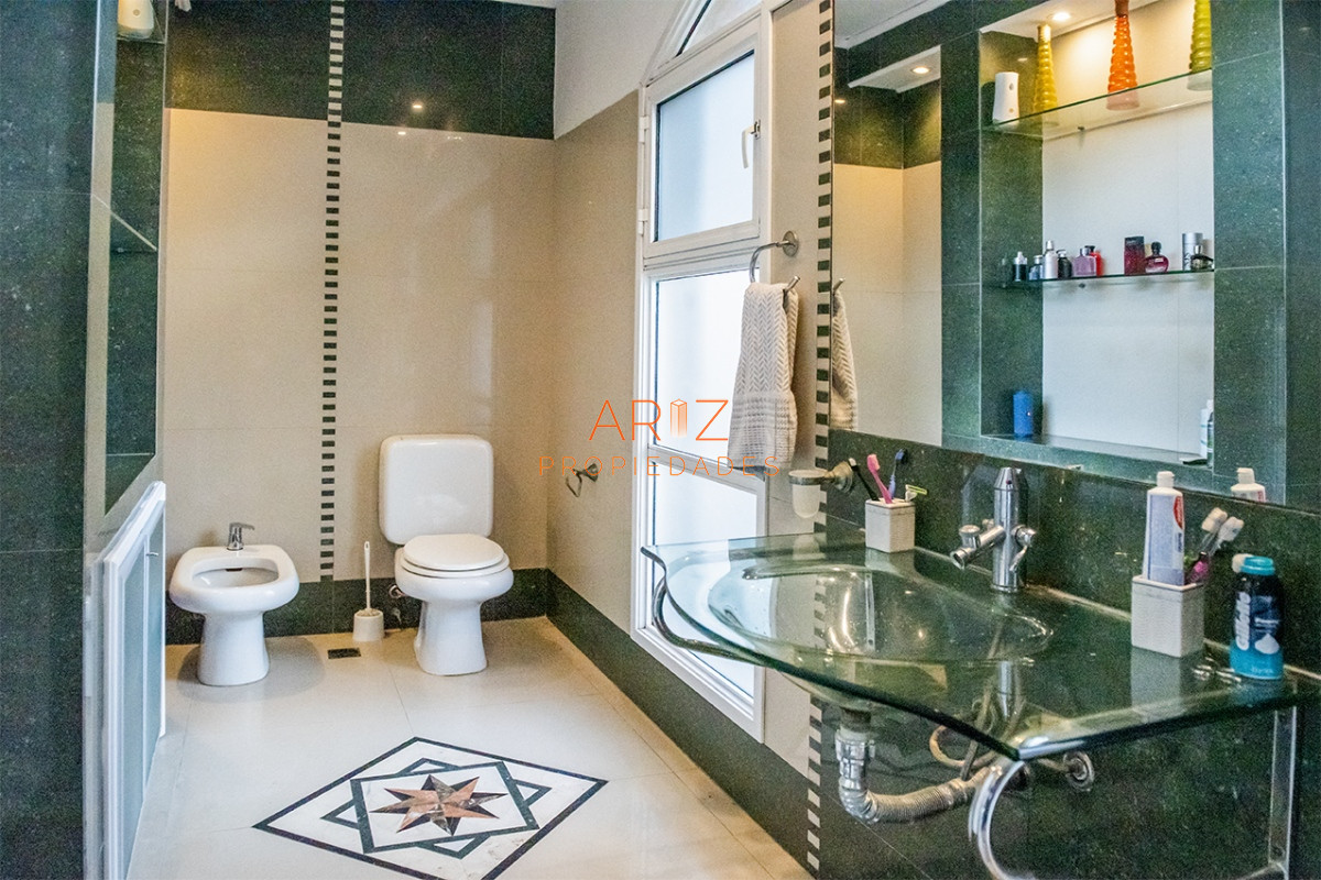 Casa ID.2054 - Casa en Venta de 4 dormitorios en San Rafael , Punta del este 