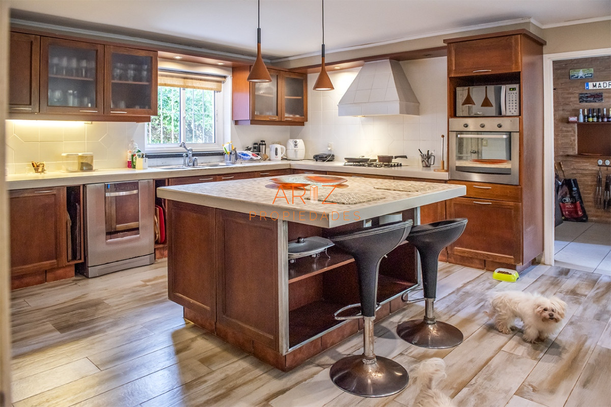 Casa ID.2054 - Casa en Venta de 4 dormitorios en San Rafael , Punta del este 