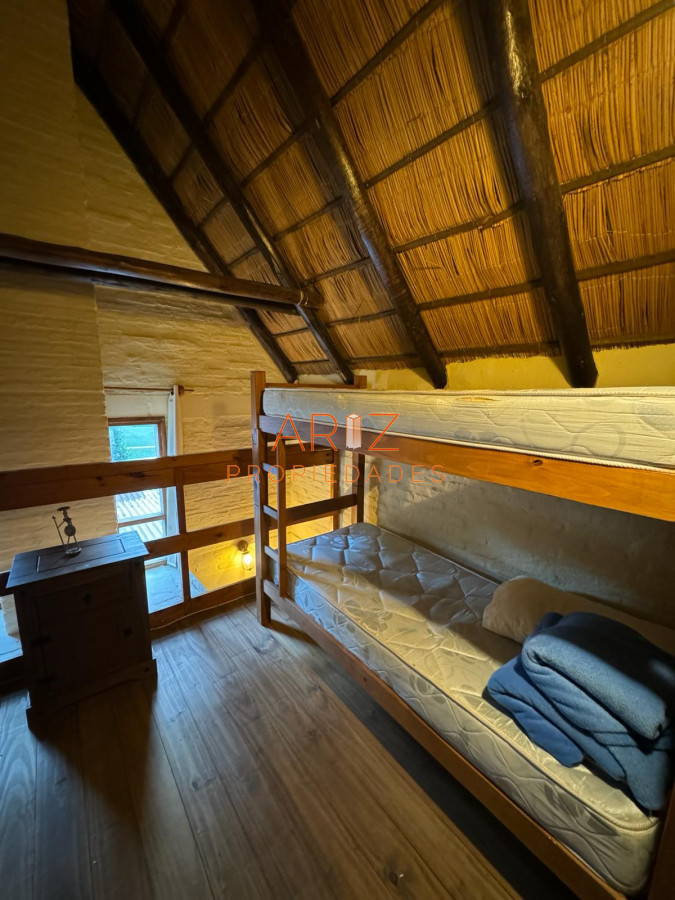 Casa ID.1857 - Vende casa de 3 dormitorios en Pinares, Punta del Este 