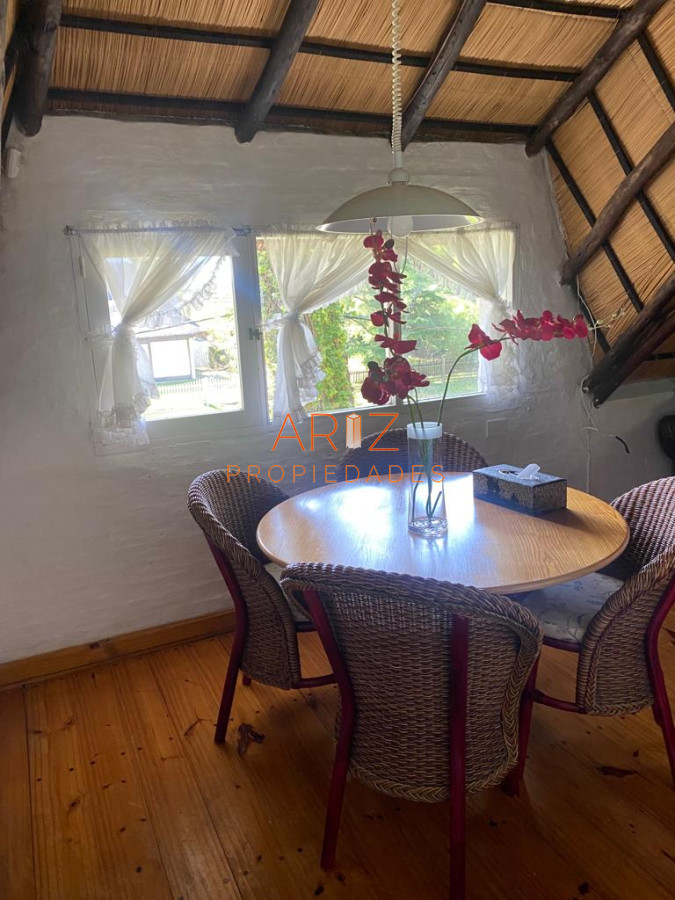 Casa ID.1940 - Excelente propiedad en venta en zona tranquila. 3 dormitorios.