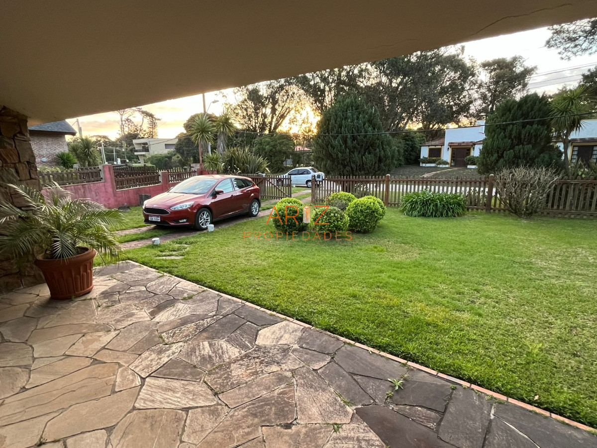 Casa ID.2083 - Vende casa de 3 dormitorios en Pinares, Punta del Este 