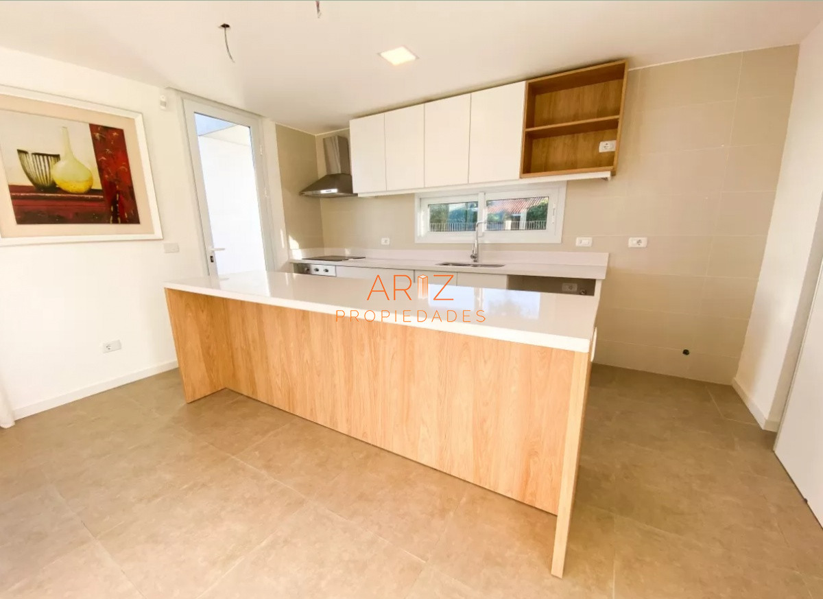 Casa ID.1932 - Venta Casa de 3 dormitorios y 3 Baños en Barrio Privado Punta del Este