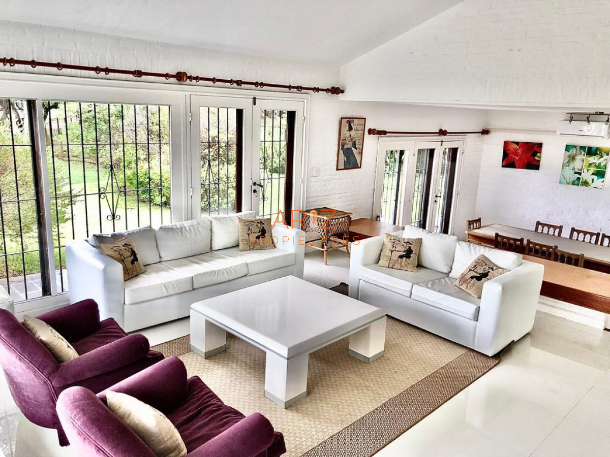 Casa ID.2308 - Casa en venta en Lugano, Punta del este, 3 dormitorios y dependencia