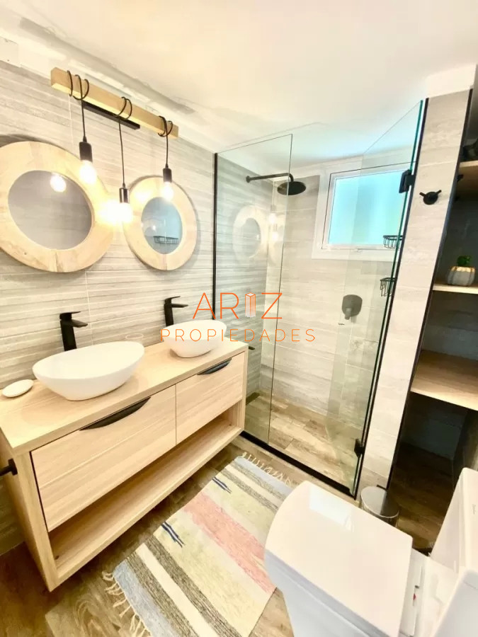 Casa ID.2060 - Casa en Alquiler verano temporada de 4 dormitorios en Playa Mansa , Punta del este , Maldonado 