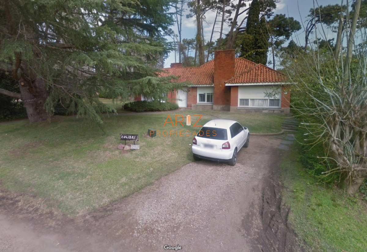 Casa ID.1628 - ALQUILER ANUAL Y VENTA Chalet de 3 dormitorios mas dependencia en zona residencial