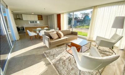 Venta Casa de 3 dormitorios y 3 Baños en Barrio Privado Punta del Este