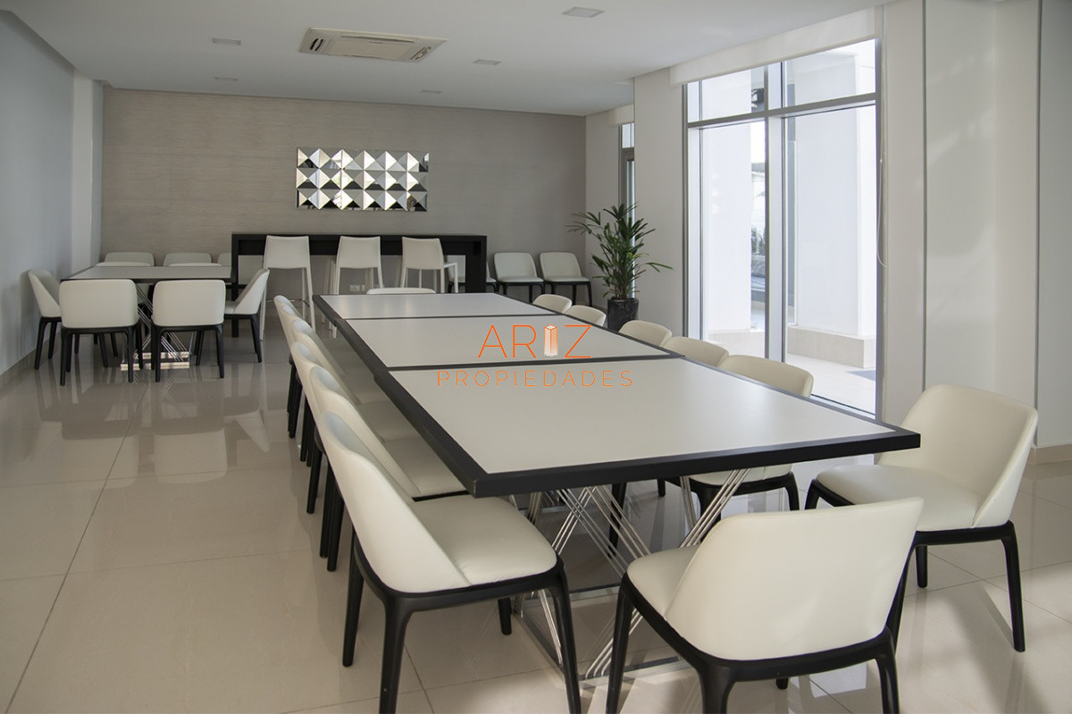 Apartamento ID.2134 - MIAMI BOULEVARD, PUNTA DEL ESTE, PLAYA MANSA, DOS DORMITORIOS , PRIMERAS PARADAS 