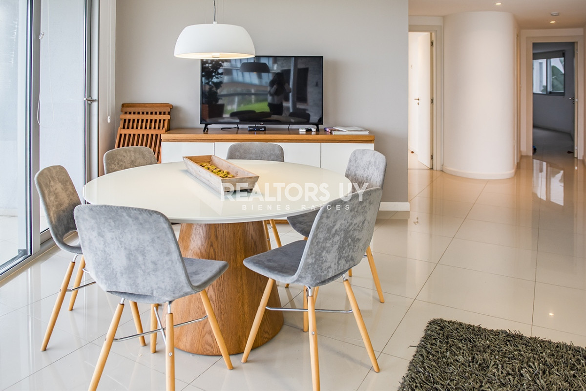 Apartamento ID.167 - Departamento de 3 dormitorios en venta. Gran Oportunidad en Mansa.