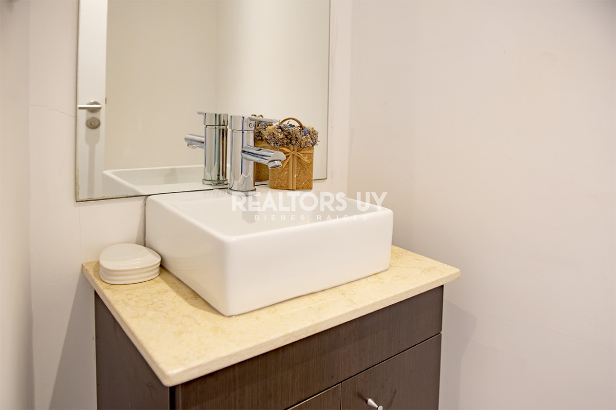 Apartamento ID.167 - Departamento de 3 dormitorios en venta. Gran Oportunidad en Mansa.