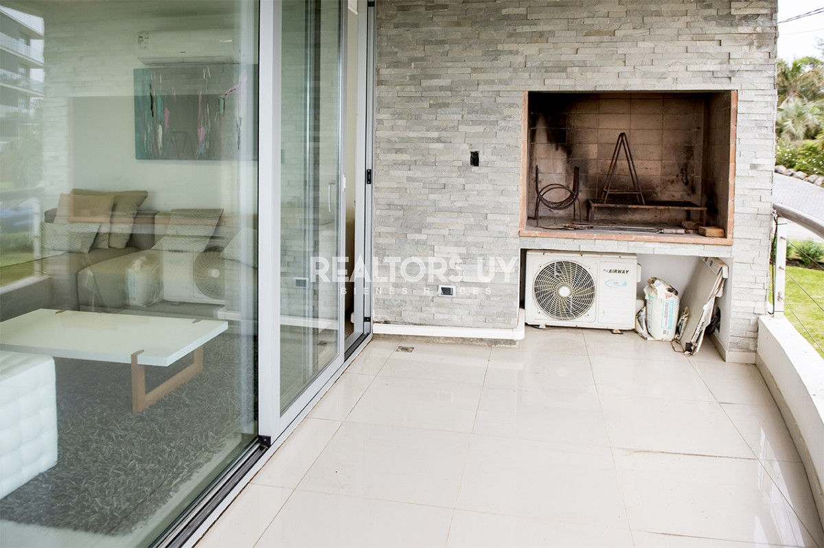 Apartamento ID.167 - Departamento de 3 dormitorios en venta. Gran Oportunidad en Mansa.