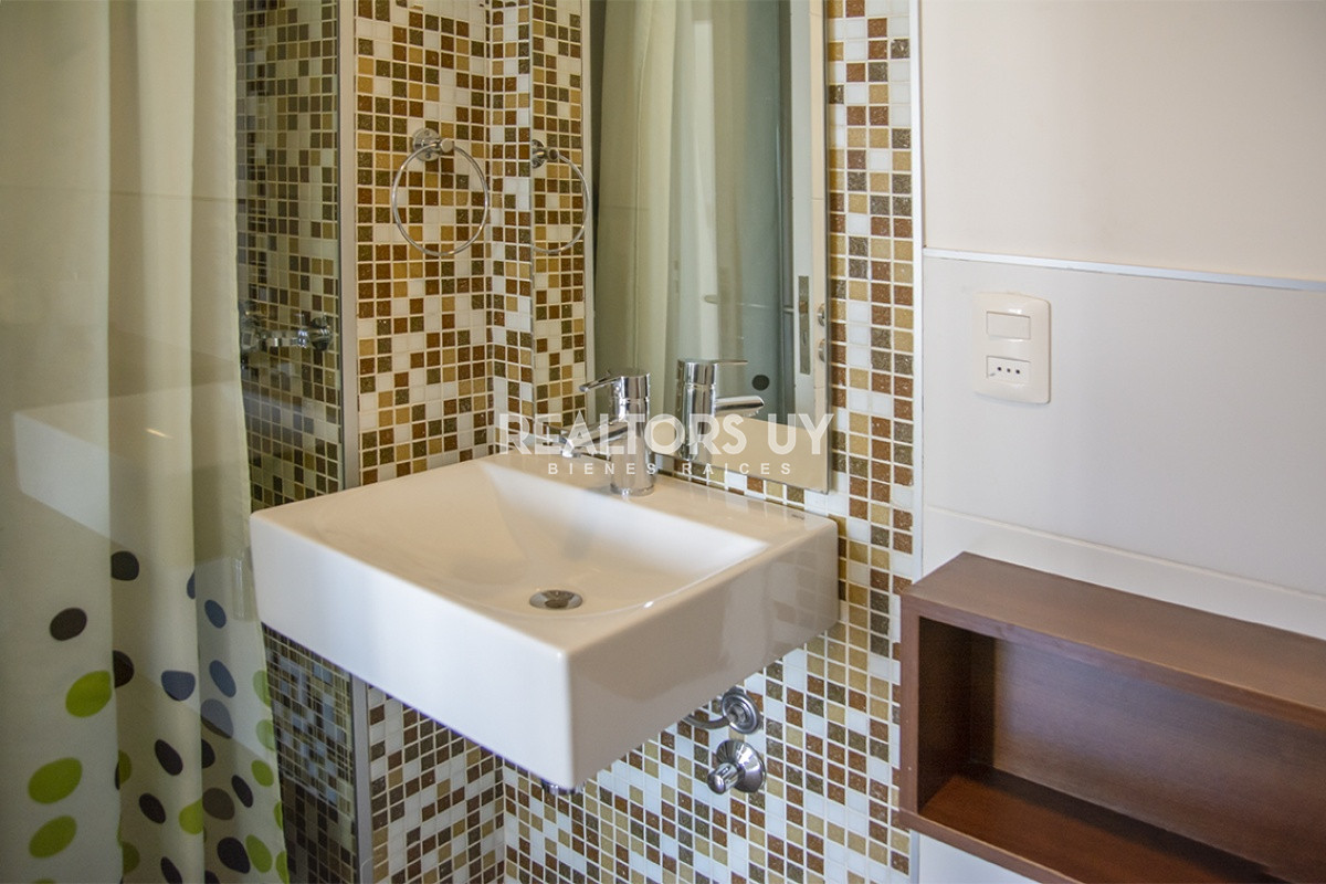 Apartamento ID.235 - Excelente departamento en venta, 3 dormitroios. Punta del Este