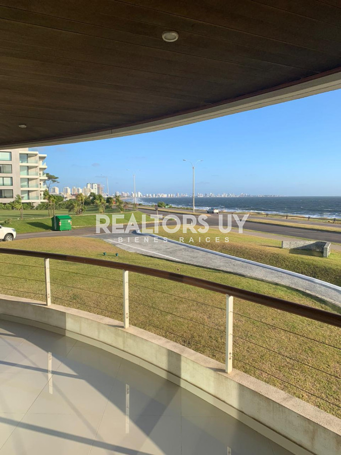Apartamento ID.167 - Departamento de 3 dormitorios en venta. Gran Oportunidad en Mansa.