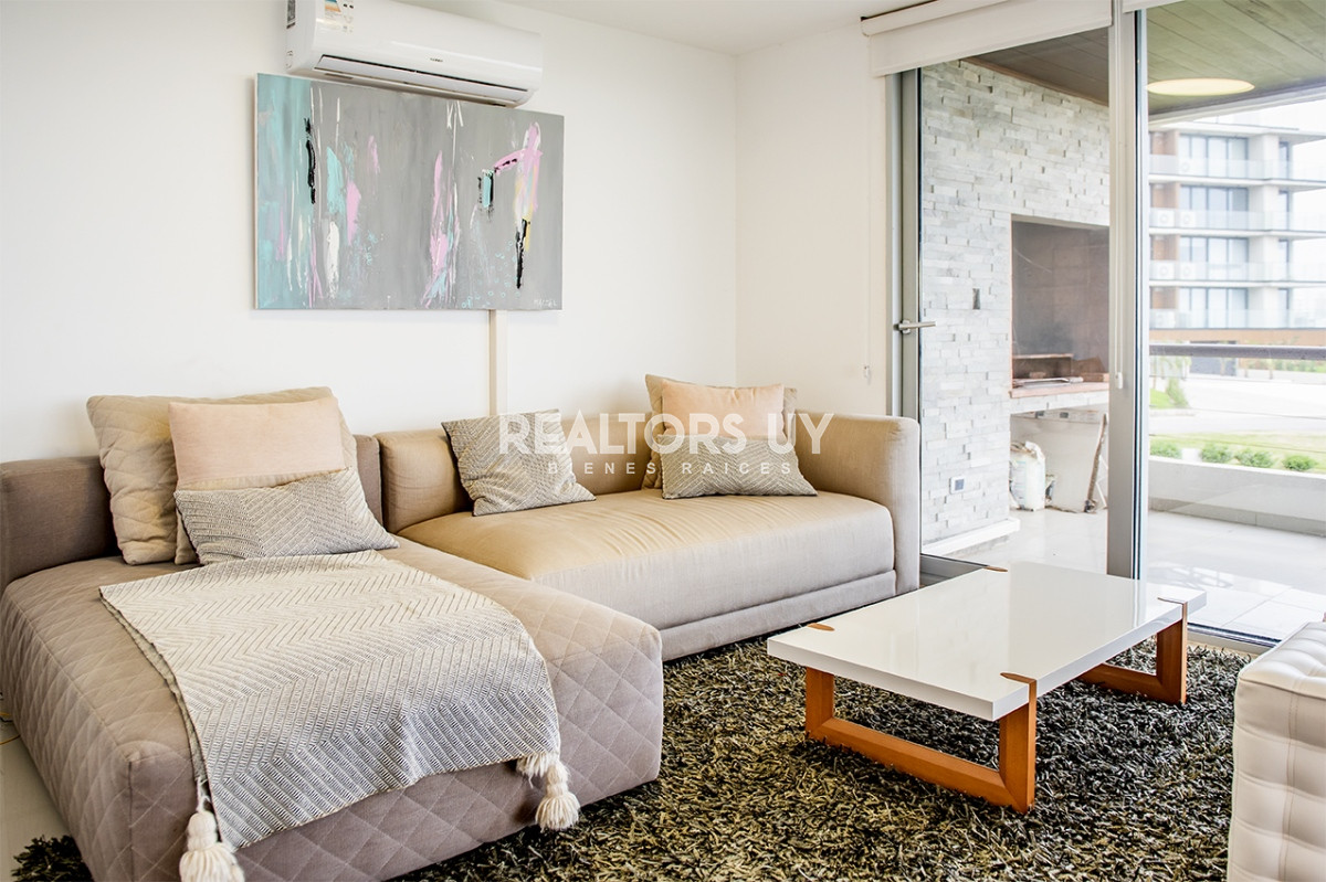 Apartamento ID.167 - Departamento de 3 dormitorios en venta. Gran Oportunidad en Mansa.