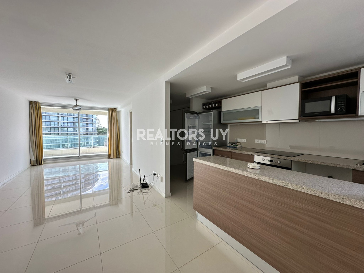 Apartamento ID.234 - Vende apartamento de 3 dormitorios en Gala Vista, Punta del Este 