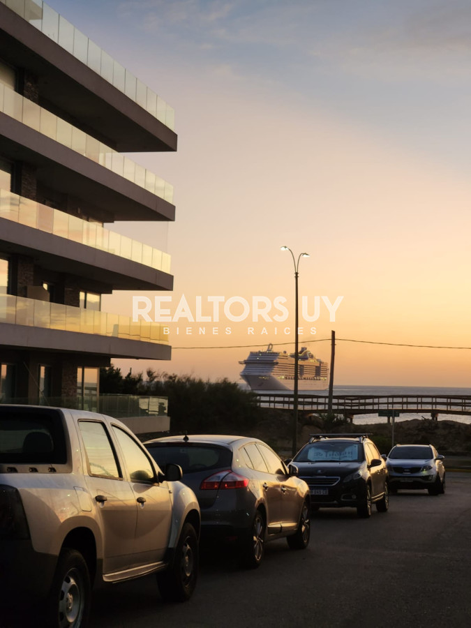 Apartamento ID.168 - Con hermosa vista le traemos en venta este comodo Departamento