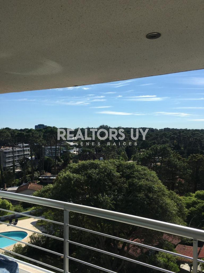 Apartamento ID.39 - Vende departamento de 1 dormitorio y medio en Roosevelt , Punta del Este 