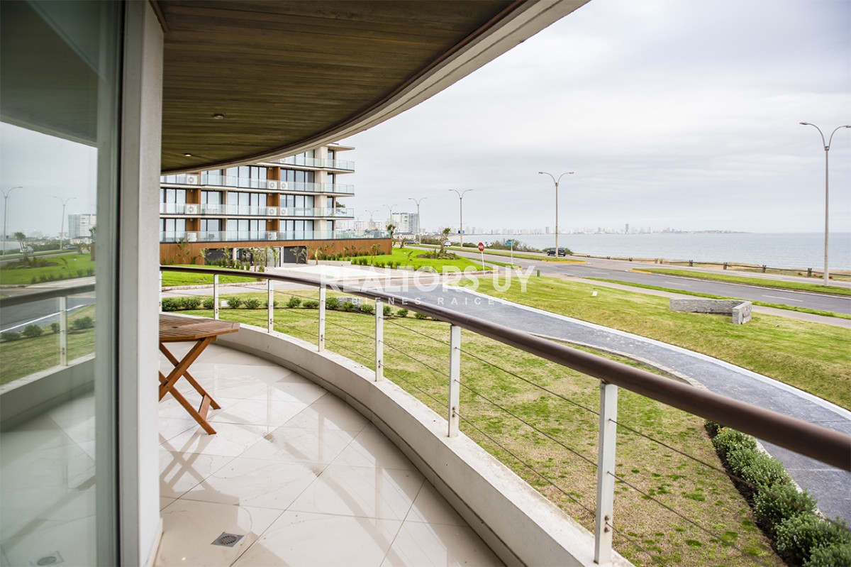 Apartamento ID.167 - Departamento de 3 dormitorios en venta. Gran Oportunidad en Mansa.