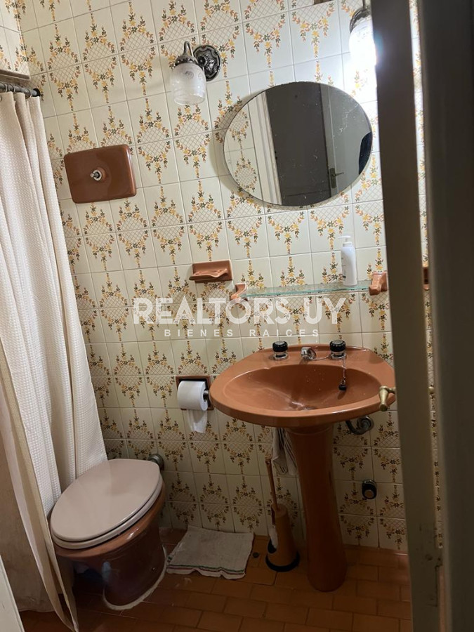 Casa ID.70 - Gran casa estilo tradicional de 4 dormitorios en venta en Playa Mansa