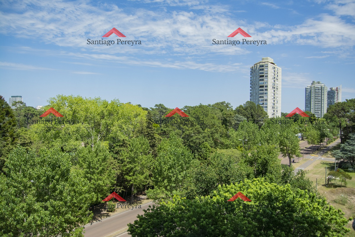 Apartamento ID.16985 - Se vende apto de 2 dormitorios en Roosevelt, Punta del Este 