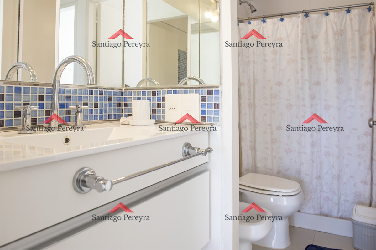 Apartamento ID.15803 - Apartamento en Venta de 2 dormitorios en Edificio Panorama , Punta del este 