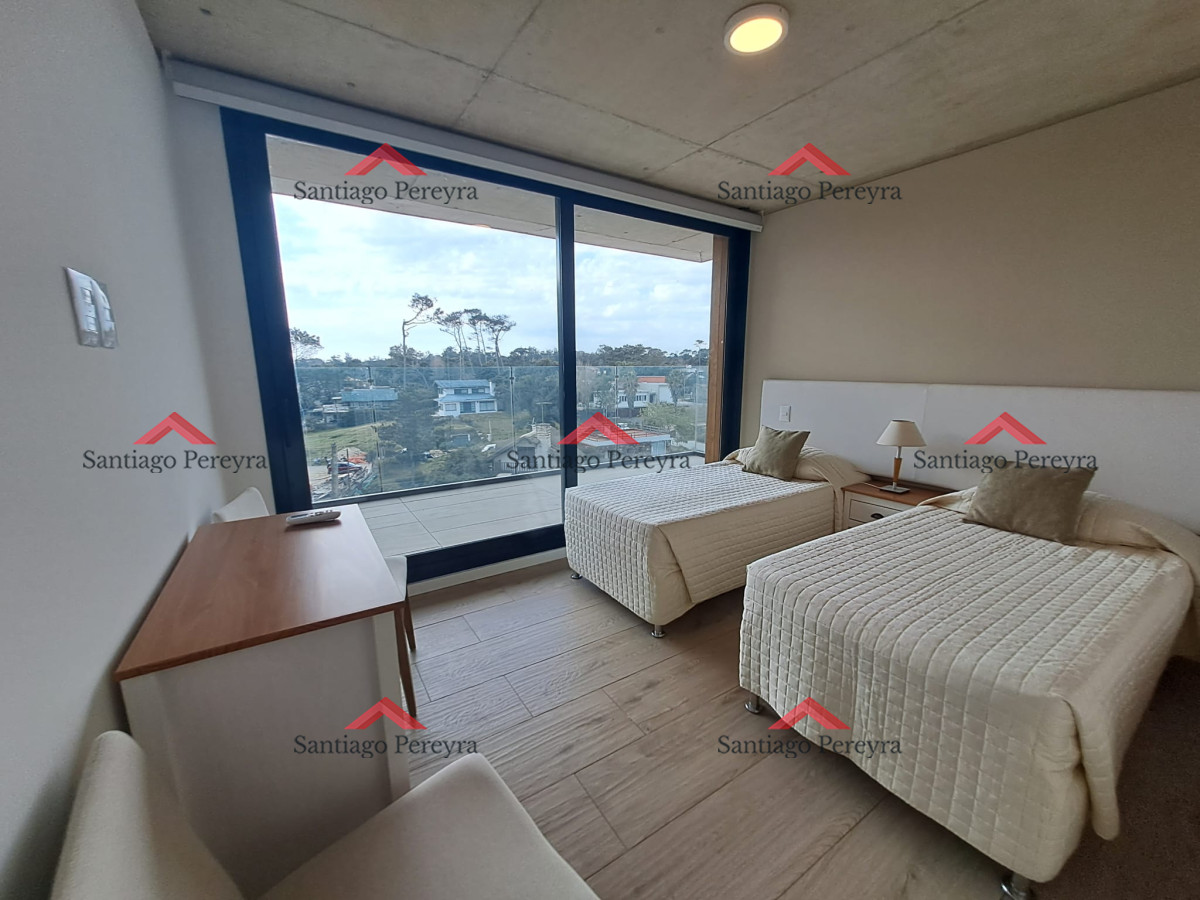 Apartamento ID.16372 - Espectacular departamento de 3 dormitorios frente al mar. Walmer Lagoon