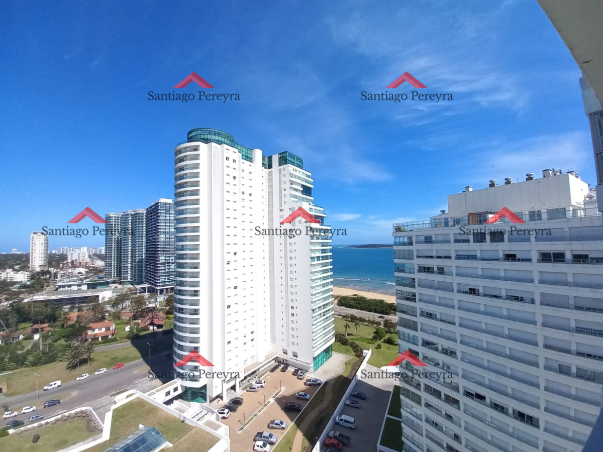 Apartamento ID.13403 - Complejo Lincoln center , Apartamento sobre playa mansa en venta