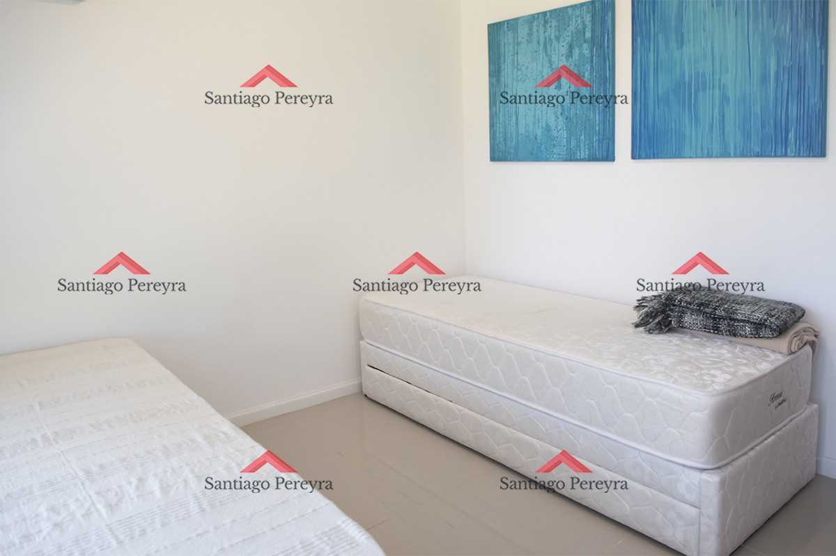 Apartamento ID.15268 - Apartamento en venta en Avenue Roosevelt, 2 dormitorios, bajos gastos comunes 