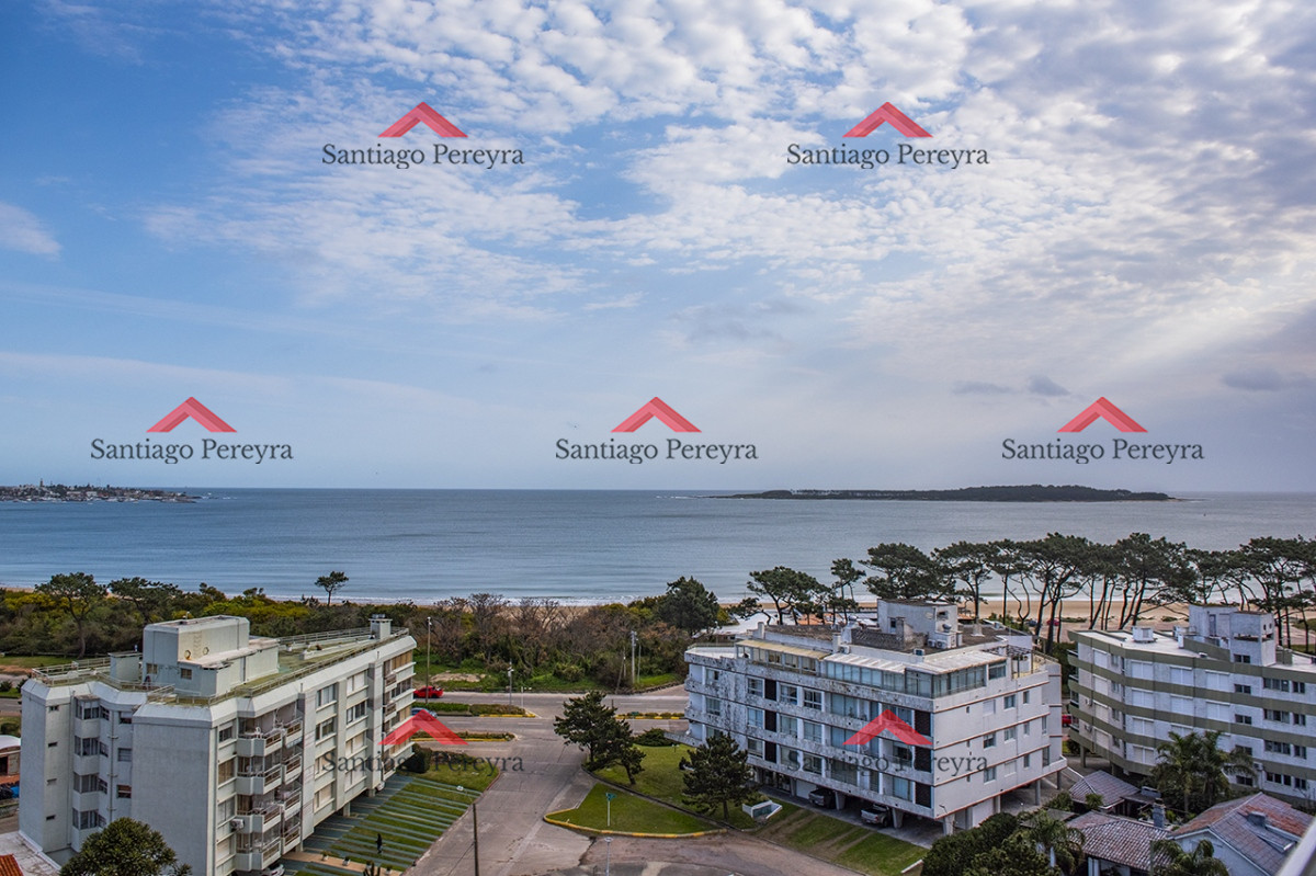 Apartamento ID.14767 - Sea and Forest 3 dormitorios en venta a pasos del mar, playa mansa 