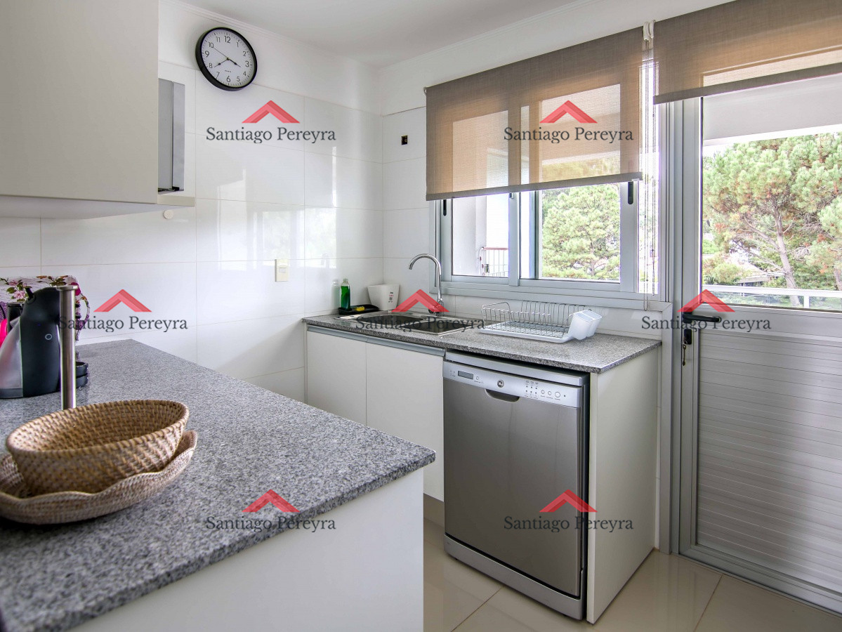 Apartamento ID.17053 - PH en playa mansa , departamento en Edificio Monet de 2 dormitorios, Punta Del Este