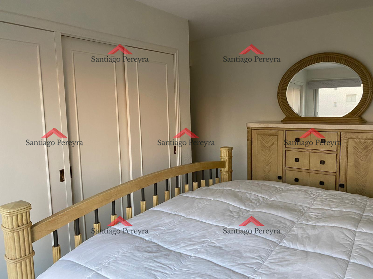 Apartamento ID.13148 - Venta Apartamento de 2 dormitorios en Pinares, Punta del Este. Frente al mar!