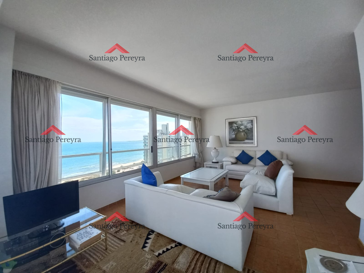 Apartamento ID.13403 - Complejo Lincoln center , Apartamento sobre playa mansa en venta
