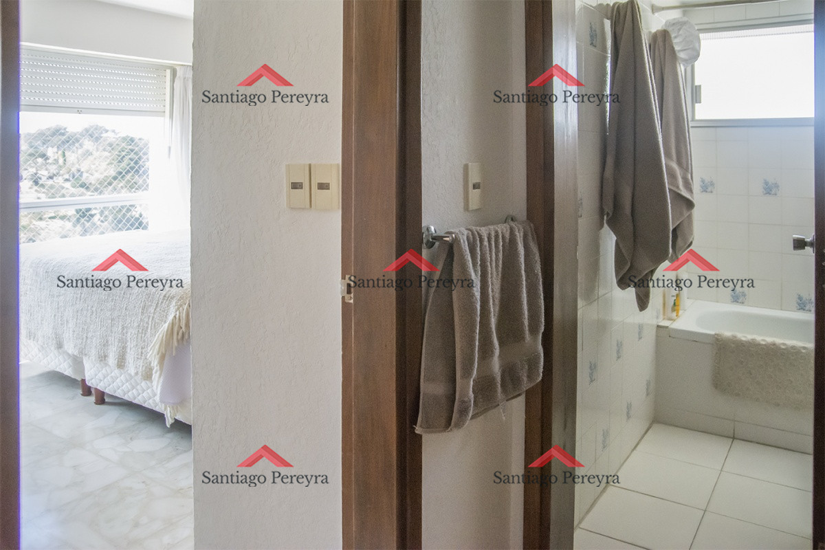 Apartamento ID.15238 - Apartamento en venta, Torre Fragata con hermosa vista al mar.