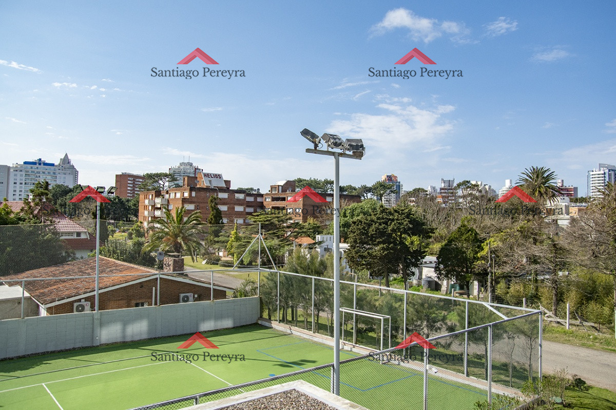 Apartamento ID.8649 - Gran departamento con hermosas terminaciones.