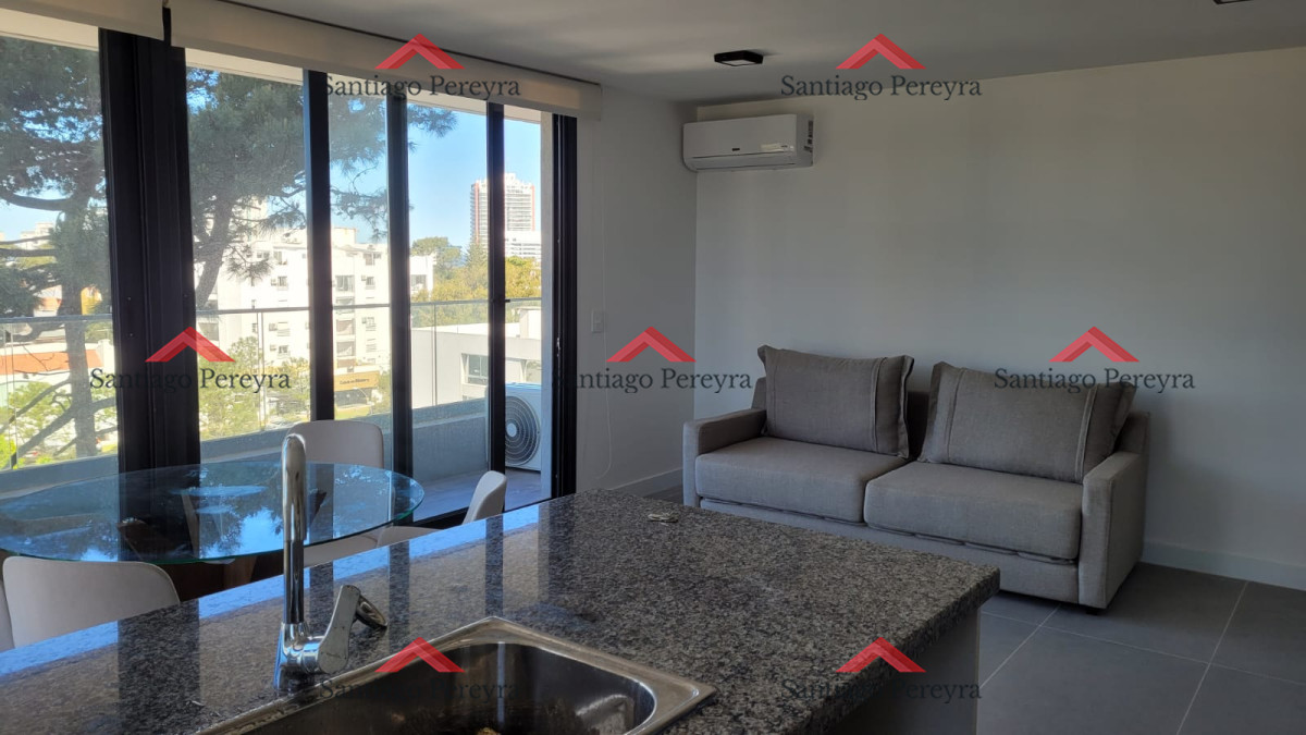 Apartamento ID.15431 - Departamento de 1 dormitorio en Torre View, Punta del este , Maldonado