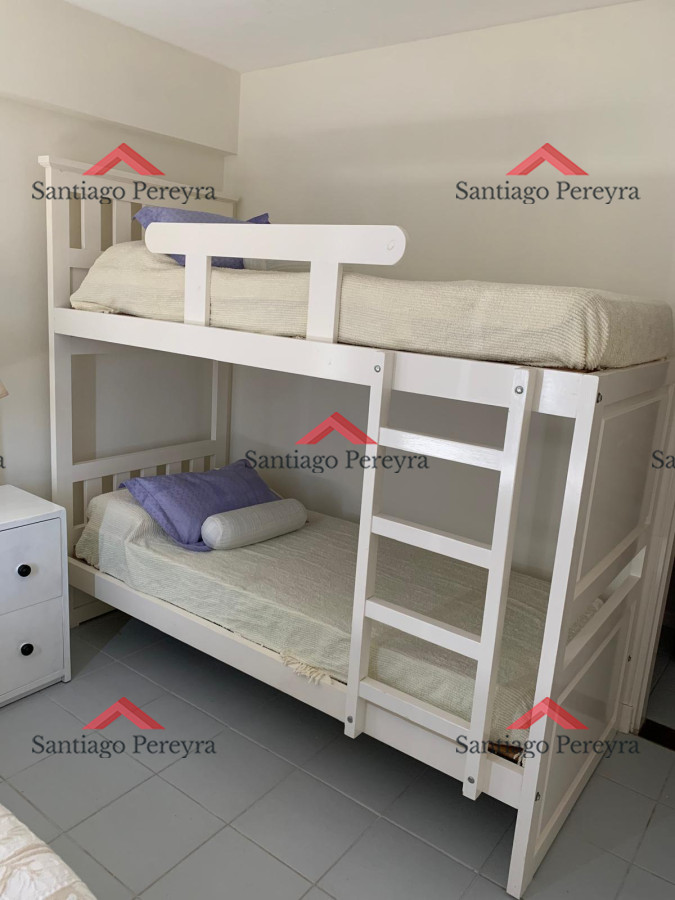 Apartamento ID.13148 - Venta Apartamento de 2 dormitorios en Pinares, Punta del Este. Frente al mar!