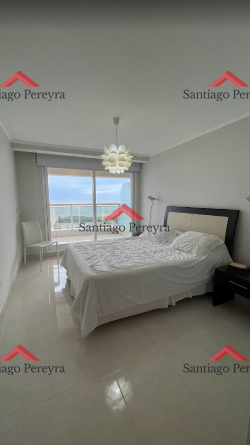 Apartamento ID.15793 - Departamento de 2 dormitorios en venta en Le Jardin, Punta del Este