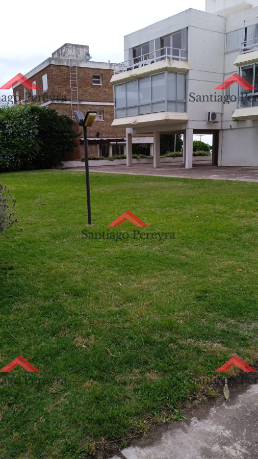 Apartamento ID.14826 - Apartamento en venta de 2 dormitorios en Punta Del Este 