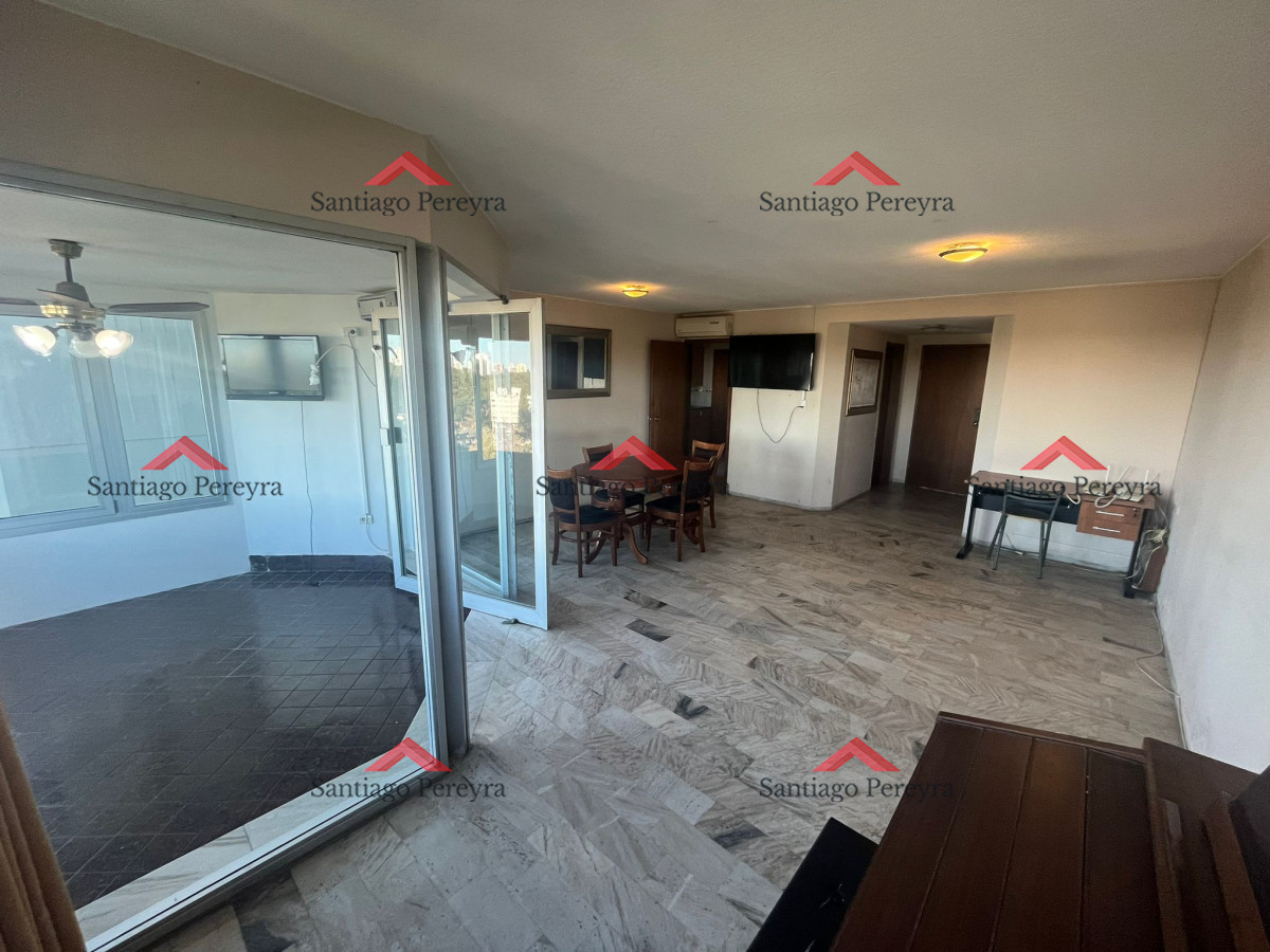Apartamento ID.12795 - VENDE APARTAMENTO DE 3 DORMITORIOS EN TORRE DE CATEGORÍA, EDIFICIO ROOSEVELT CENTER, PUNTA DEL ESTE.
