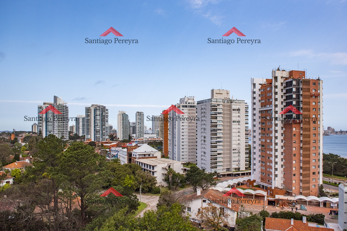 Apartamento ID.14767 - Sea and Forest 3 dormitorios en venta a pasos del mar, playa mansa 