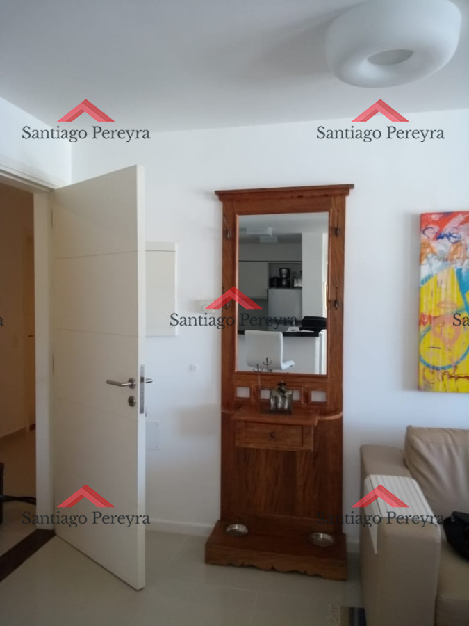 Apartamento ID.15490 - Vende apartamento de 2 dormitorios y medio, Punta del Este 