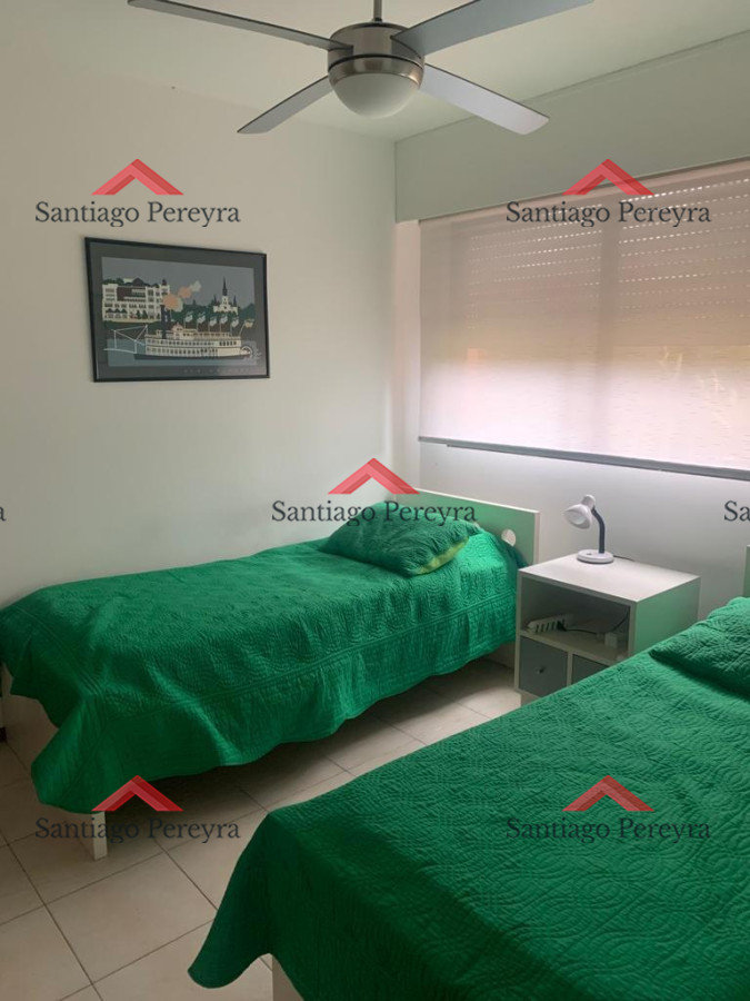 Apartamento ID.14449 - Apartamento de 3 dormitorios, con parrillero y estufa, cerca del mar, Punta del Este