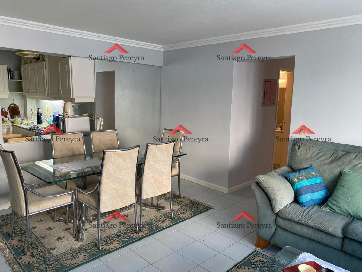 Apartamento ID.13148 - Venta Apartamento de 2 dormitorios en Pinares, Punta del Este. Frente al mar!
