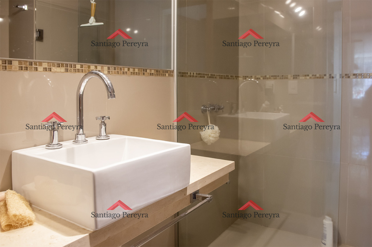 Apartamento ID.15268 - Apartamento en venta en Avenue Roosevelt, 2 dormitorios, bajos gastos comunes 