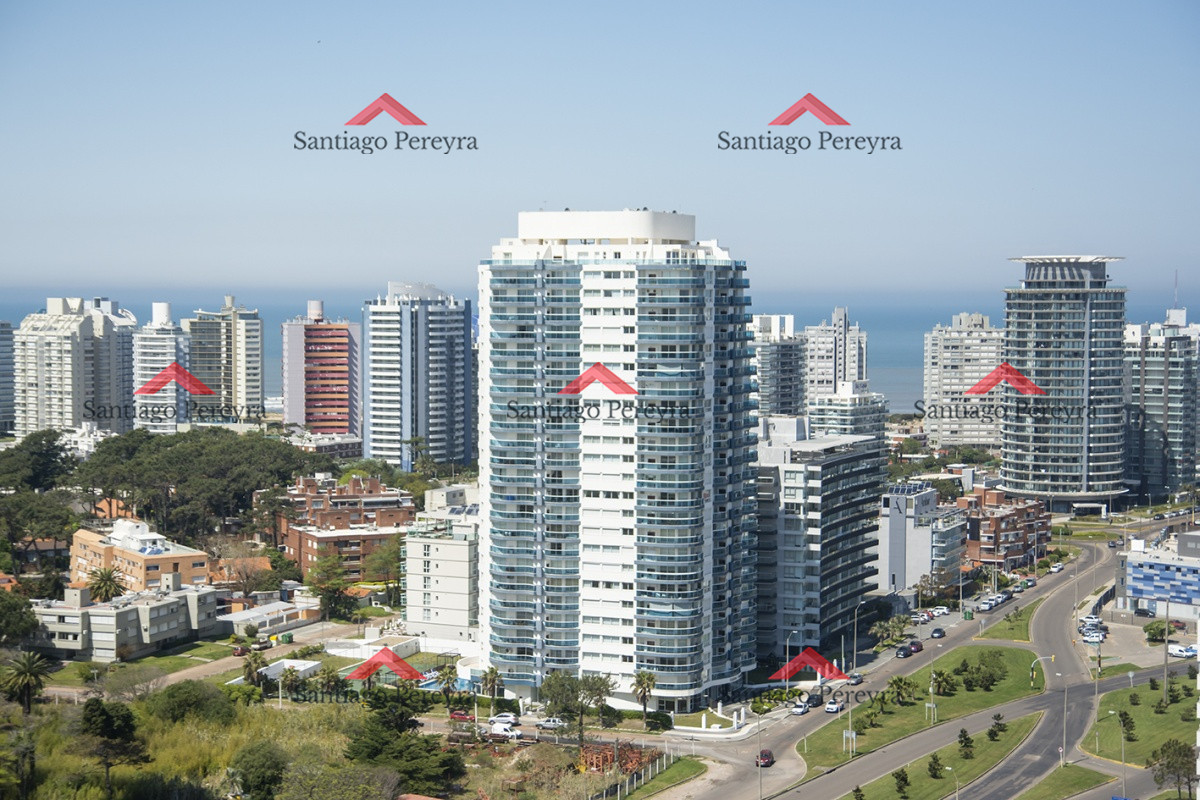 Apartamento ID.13306 - Miami Boulevard II, departamento de 2 dormitorios, terraza con parrillero.