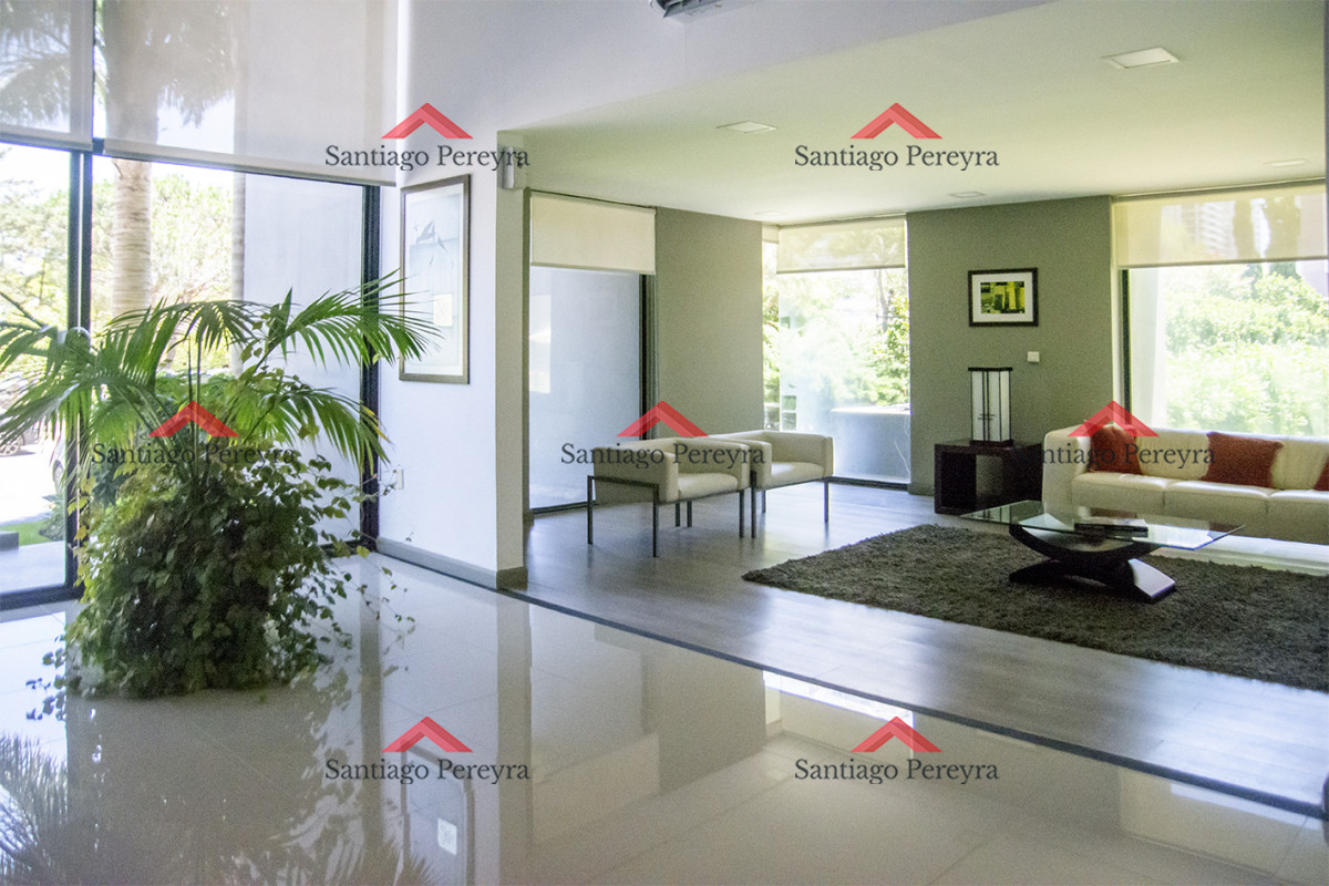 Apartamento ID.16867 - Vende apto de 2 dormitorios con vista al mar en Punta del este